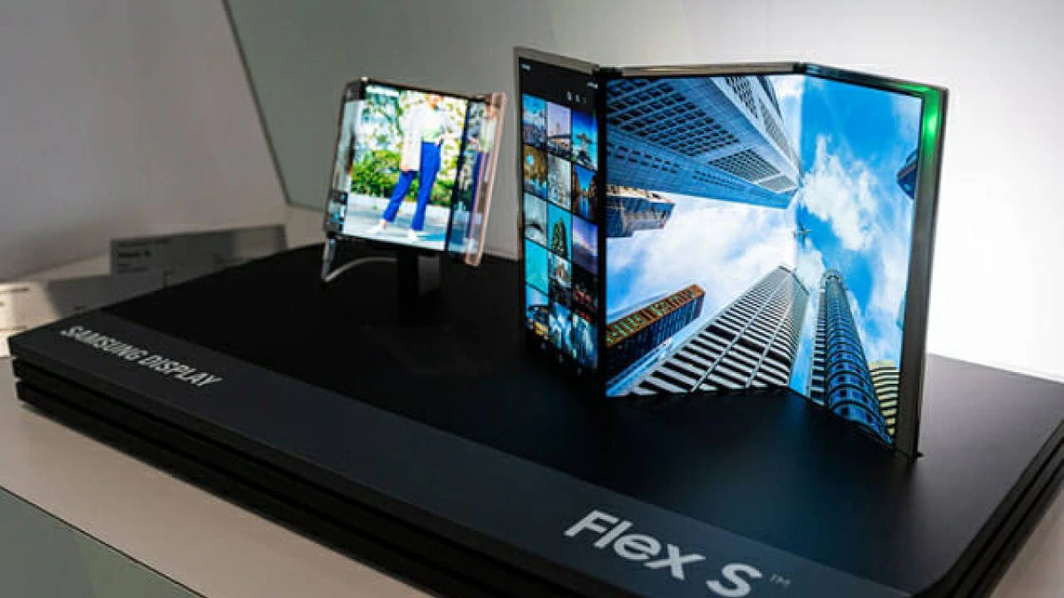 Samsung’s Tri-Fold Smartphone Set to Debut at APEC 2025